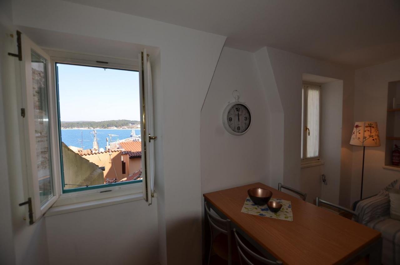 Stella 2 Sea View Apartment ロヴィニ エクステリア 写真